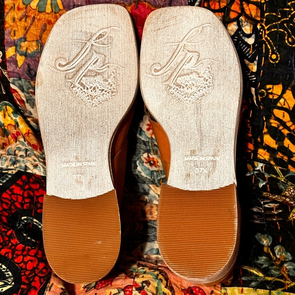 Free People Sun Valley Sandal - Leather- Size 7/37.5 - Picture 4 of 4